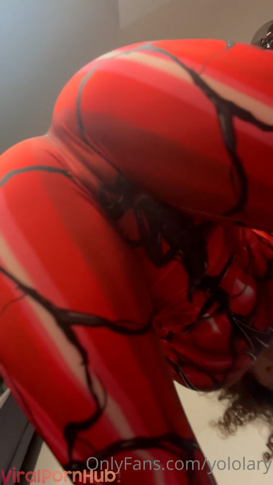 Yololary onlyfans  – spiderwonmen