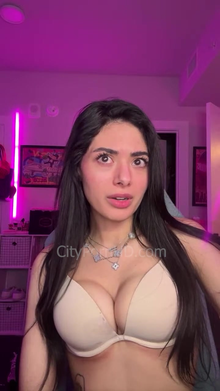 OliveOilRun Onlyfans Lingerie Handbra Sexy Video Porn